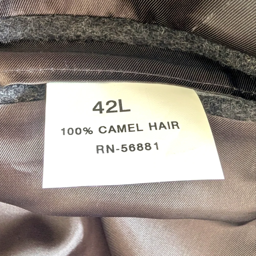 Vintage Club Room camel hair, 2 button Sport Coat. 42 Long